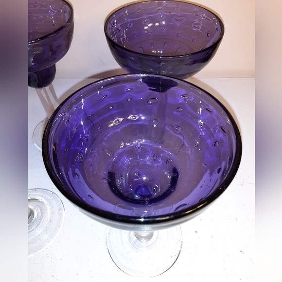 Set of 4 wine glasses, purple color with bubble effect. - Picture 2 of 3